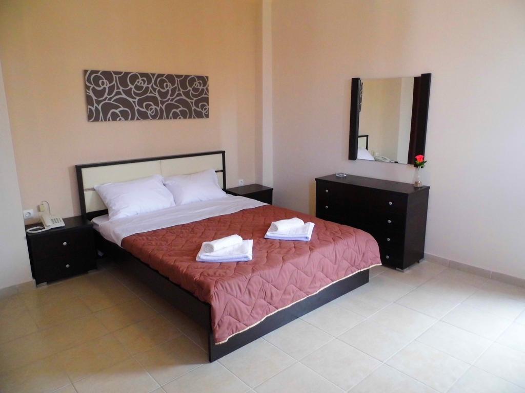 מטהמורפוסי Golden Beach Hotel מראה חיצוני תמונה
