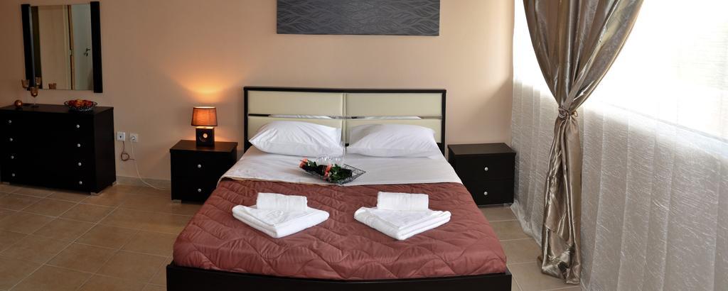 מטהמורפוסי Golden Beach Hotel מראה חיצוני תמונה