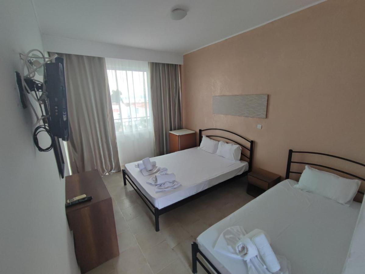 מטהמורפוסי Golden Beach Hotel מראה חיצוני תמונה